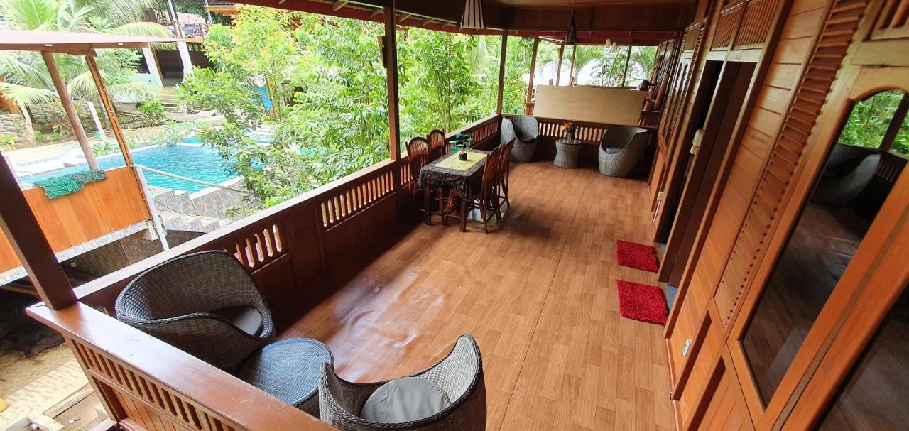 Bunaken Villa Queen'S Dive Manado Exterior photo